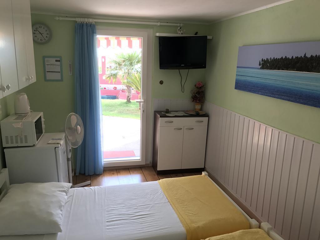 Apartments Villa Stella Maris Rogoznica  Eksteriør bilde